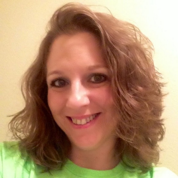 Meet your Posher, Lacretia - Picture 1 of 1